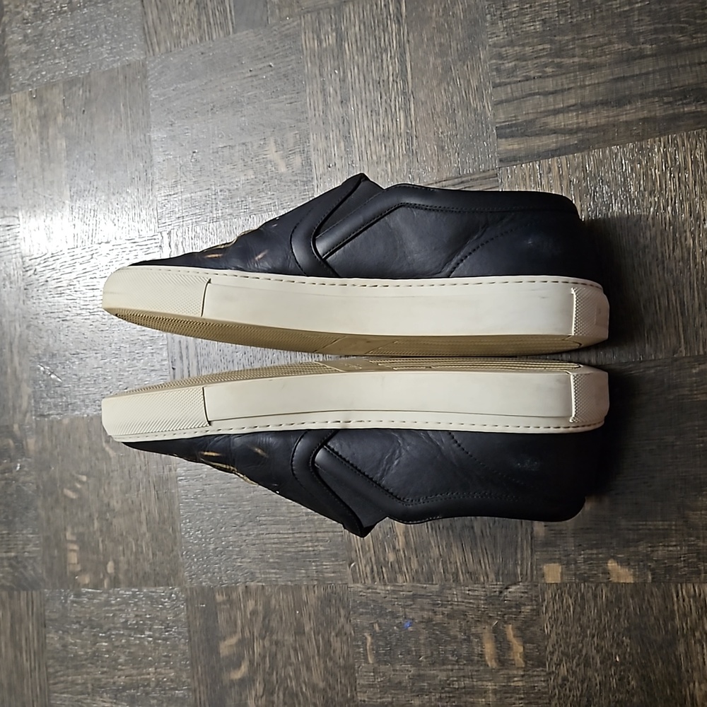 Givenchy Rottweiler Slip On Sneakers - Picture 5 of 9